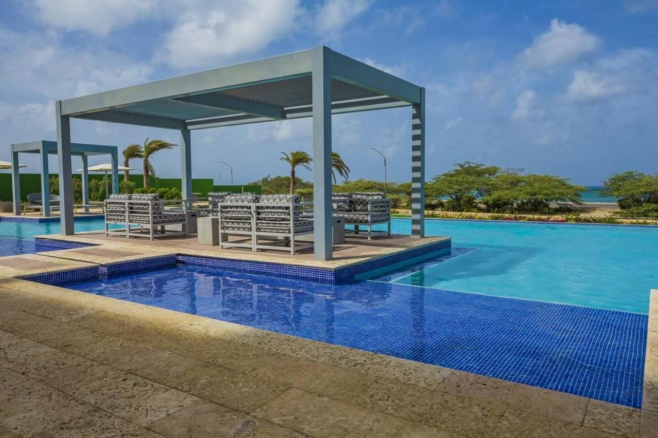 Breath Taking Beach Front Views Condo Eagle Beach Palm Beach Exterior photo